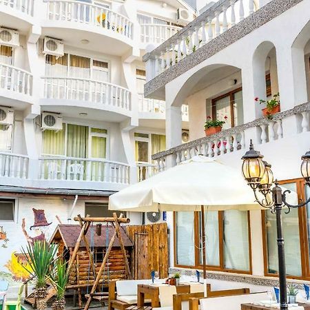 hotel Yanis Lozenets Exterior foto