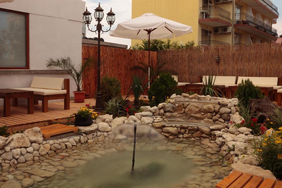 hotel Yanis Lozenets Exterior foto