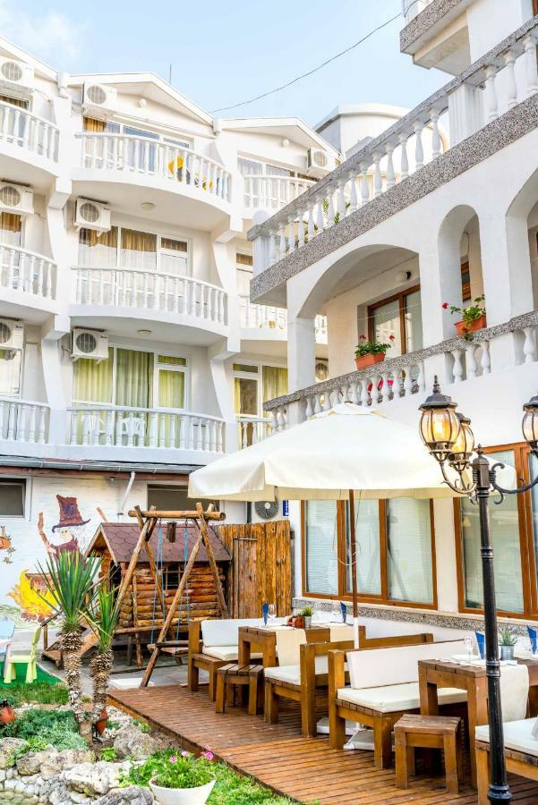 hotel Yanis Lozenets Exterior foto