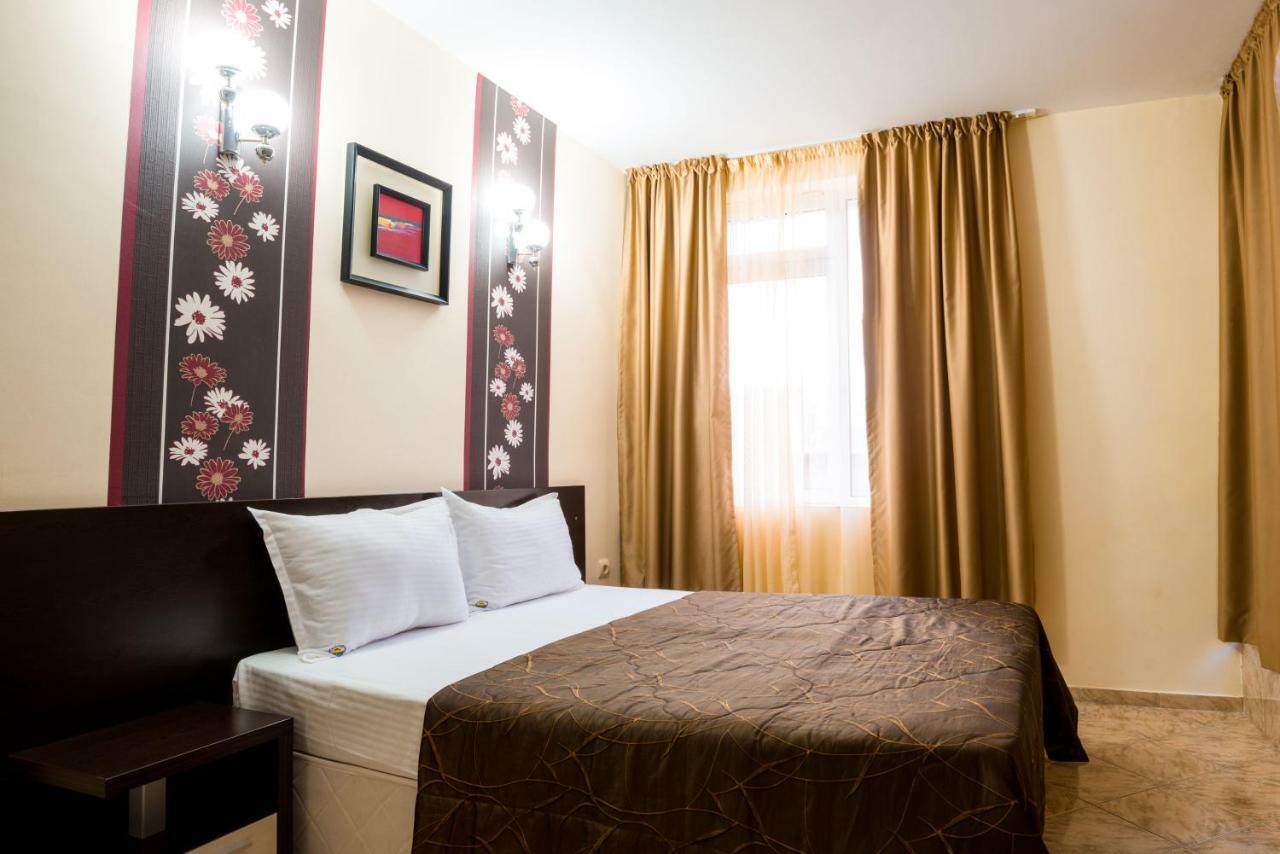 hotel Yanis Lozenets Exterior foto